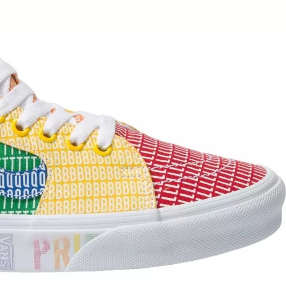 Vans Skate Sk8-Hi Top Pride Men's Size 10.5 Women's 12 Rainbow Logo LGBTQ NEW